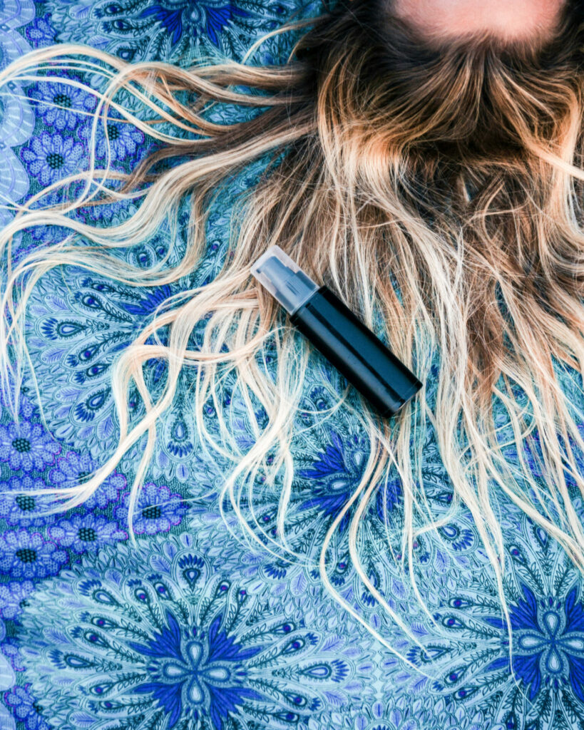 Prendre soin de nos cheveux au naturel : Astuces efficaces